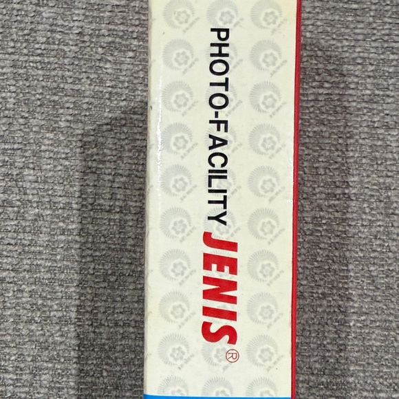 Wireless Remote Controller - Black - Picture 2 of 3